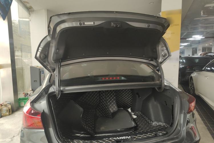 Used CHANGAN Eado 2023 Changan Edition PLUS Blue Whale NE 1.4T GDI DCT Prestige Version