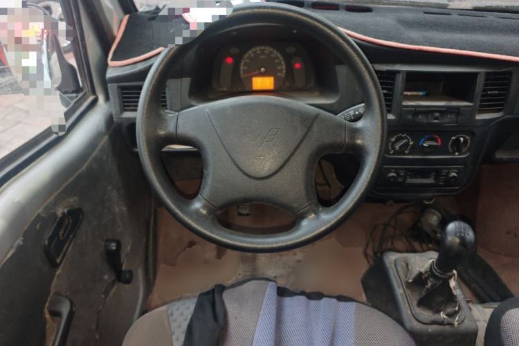 Used Wuling Zhiguang 2015 1.2L Practical LS-I Model