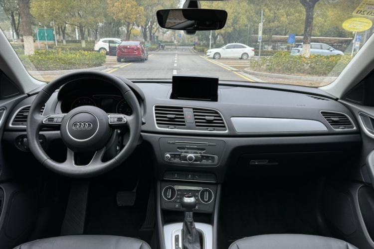 Used Audi Q3 2018 30th Anniversary Edition 30 TFSI Fashion Model
