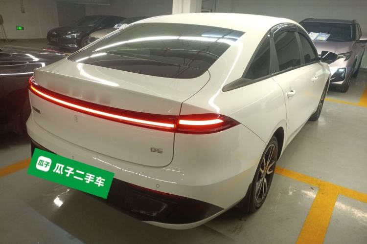 Used Roewe D6 2025 450km Deluxe Edition
