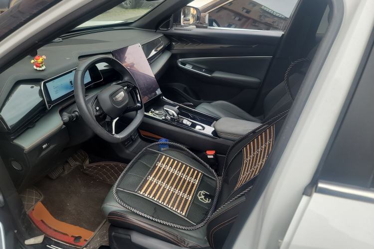 Used Geely Auto Emgrand X7 Sport 2024 1.5TD Dragon Edition Left Front Seat