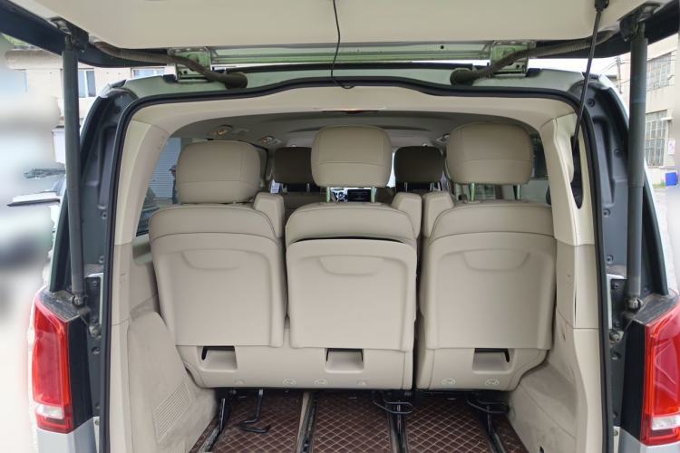 Used Mercedes-Benz V-Class 2016 V 260 Avantgarde Edition