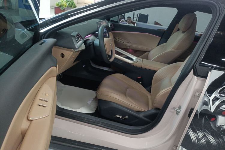 Used ARCFOX Alpha S5 2024 708MAX 200kW
