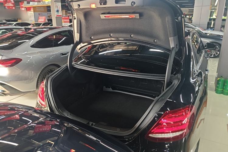 Used Mercedes-Benz E-Class 2018 Facelift E 200 L
