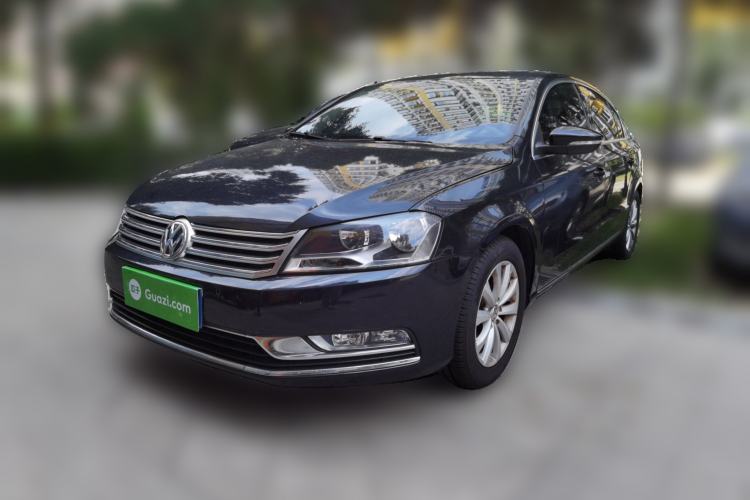 Ojetý Volkswagen Magotan 2013 1.8TSI Premier Model