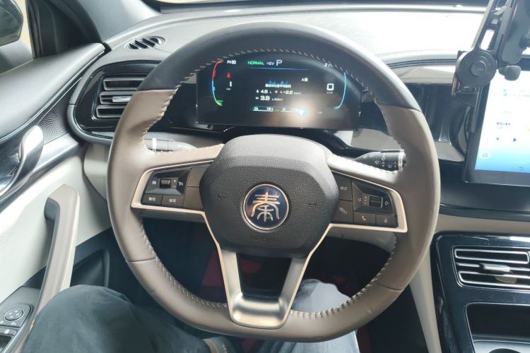 Used BYD Qin PLUS 2023 Champion Edition DM-i 55KM Leading Model
