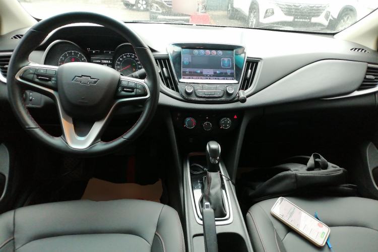 Used Chevrolet Monza 2019 Redline 320T Dual-Clutch Sporty Version China VI Standard Center Console