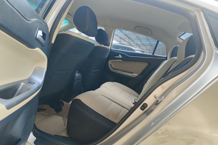 Used Haima Fumei 2014 M5 1.6L Manual Standard Model Left Rear Seat