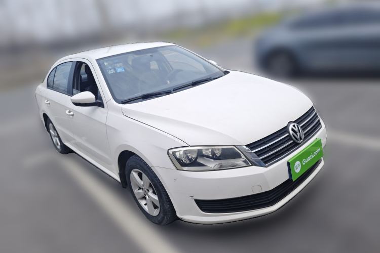 Used Volkswagen Lavida 2013 Revised Classic 1.6L Automatic Fashion Edition Front Right 45 Deg