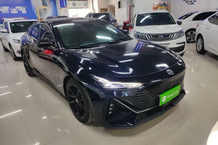 Used CHANGAN UNI-V 2022 1.5T Prestige Version