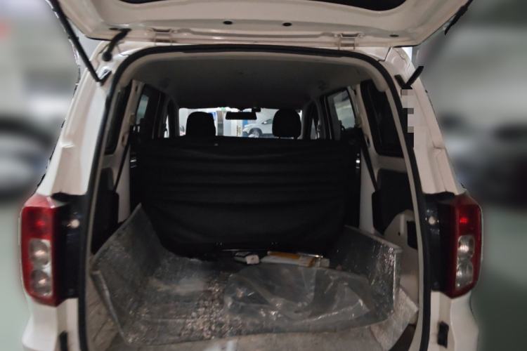 Used Wuling Hongguang 2019 1.5L S Basic Version China VI Standard LAR