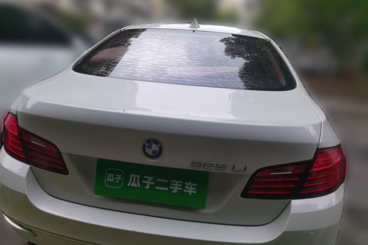 Used BMW 5 Series 2014 525Li Luxury Design Package
