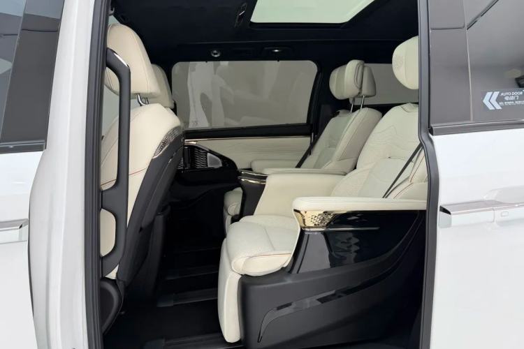 Used GAC Trumpchi M8 2023 Zongshi Series 400T Flagship Edition
