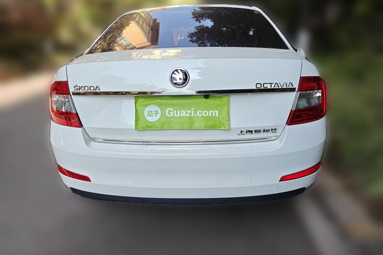 Used Skoda Octavia 2017 Classic Model 1.6L Automatic Comfort Edition Rear