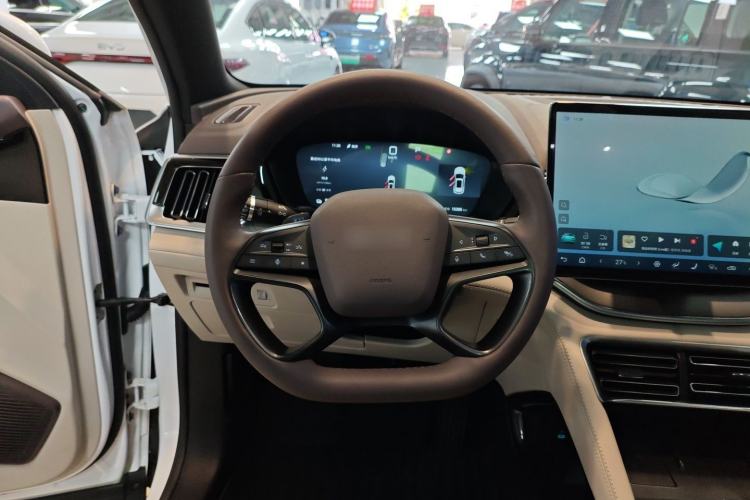 Used BYD Song PLUS New Energy 2025 EV Intelligent Driving Version 520km Premium Model Steering Wheel