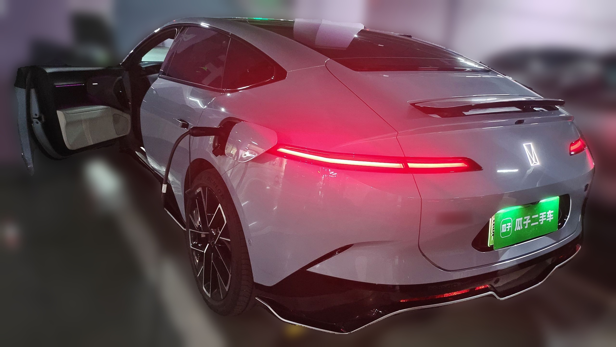 Avatr 12 2023 650 Three-Laser Four-Wheel Drive Performance Edition — снимка 4