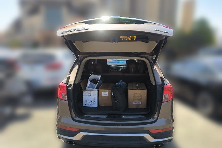 Used Buick Envision 2014 28T Four-Wheel Drive Elite Model Trunk