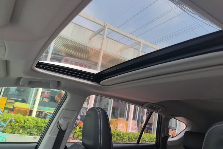 Used Toyota RAV4 2016 2.0L CVT Two-Wheel Drive Smart Edition China V Standard Interior 5