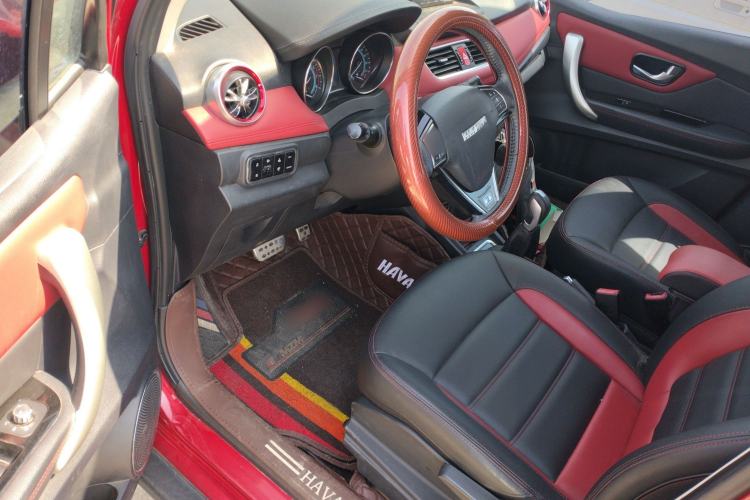 Used Haval H1 2016 Blue Label 1.5L AMT Luxury Model
