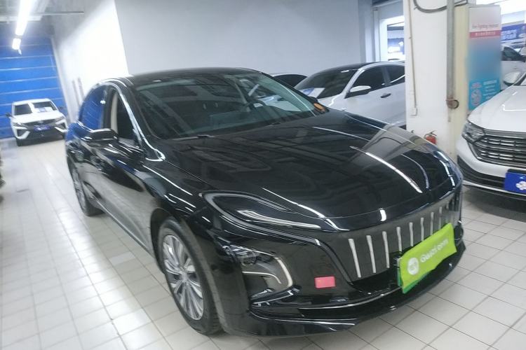 Used Hongqi E-QM5 2024 450km Range Commuter Version
