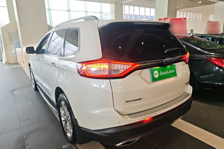 Used Ford Edge 2015 2.0T GTDi Two-Wheel-Drive High-Line Version
