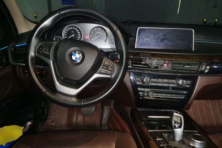 Used BMW X5 2017 xDrive28i
