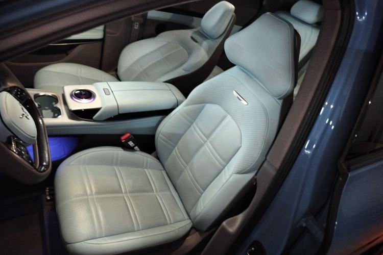 Used Hongqi Tiangong 08 2025 680 Ultra Four-Wheel-Drive Version Left Front Seat