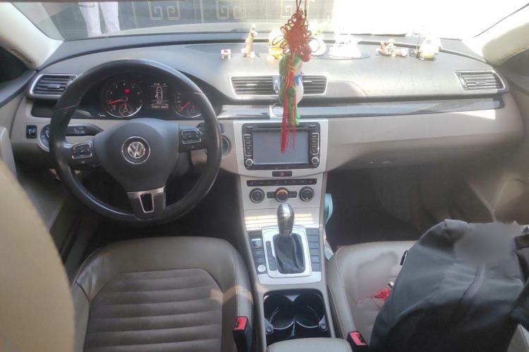 Used Volkswagen Magotan 2015 Facelift 1.8TSI Luxury Model
