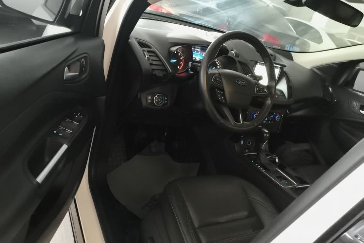 Used Ford Kuga 2017 EcoBoost 180 Four-Wheel Drive Luxury Wing Model Driver Seat