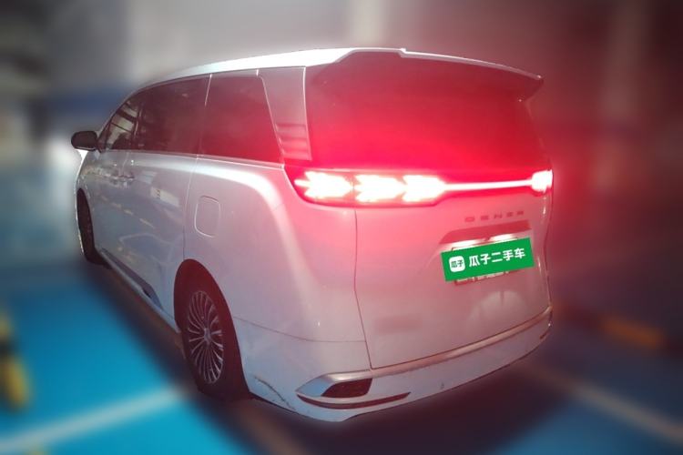 Used Denza D9 2022 DM-i 1040 Prestige Model Rear Left 45 Deg