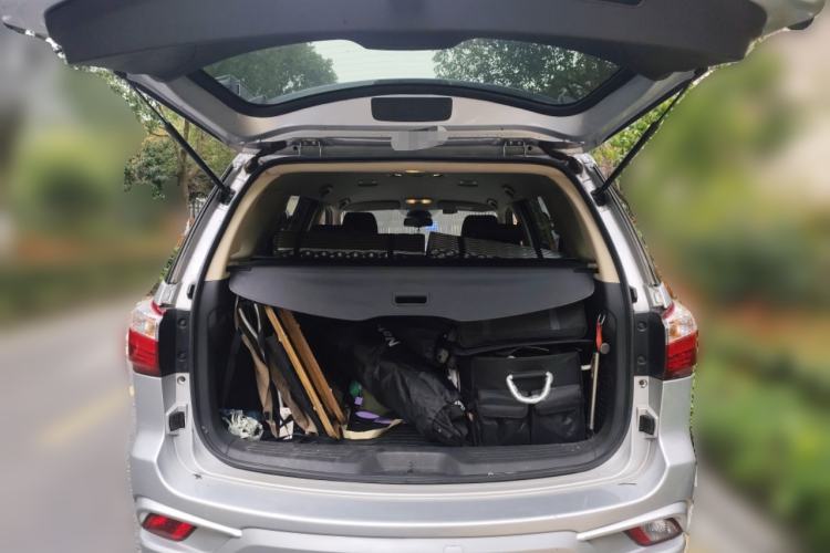 Used Isuzu mu-X 2020 1.9T Diesel Automatic 4x4 Enjoyment Edition 5 Seats China VI Standard
