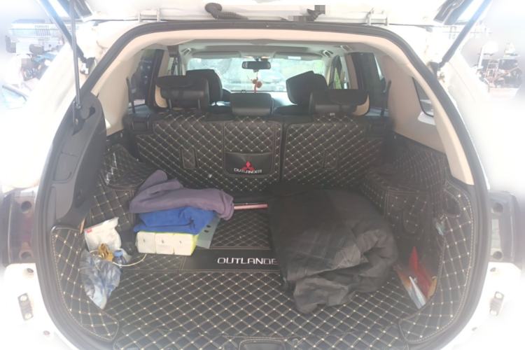 Used Mitsubishi Outlander 2021 2.4L 4x4 DynaDrive Edition 5 Seats
