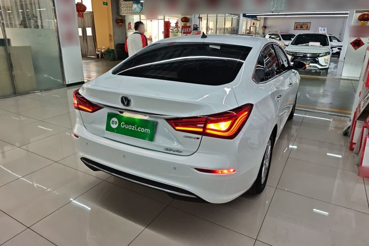 Used CHANGAN Eado 2019 High-Energy Edition 1.6L GDI Manual Pioneer Model China VI Standard
