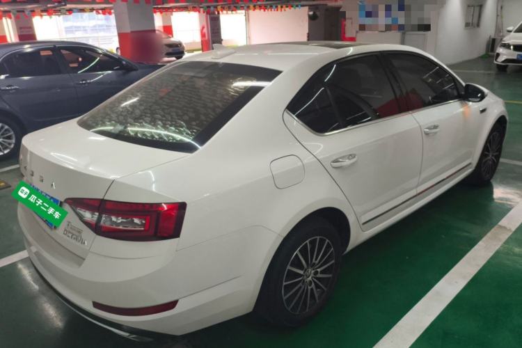 Used Skoda Octavia 2019 1.5L Automatic Smart Drive Luxury Edition China V Standard