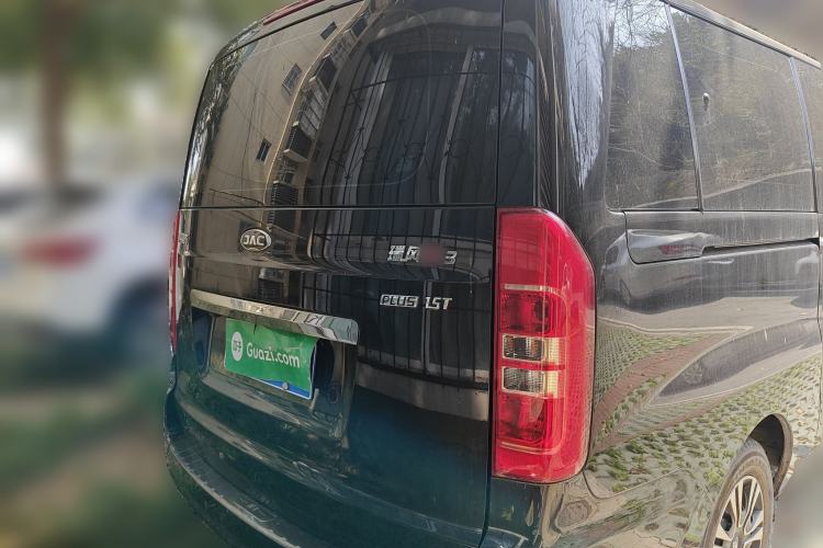 Used JAC Refine M3 2022 PLUS 1.5T 7-Seater Standard Model