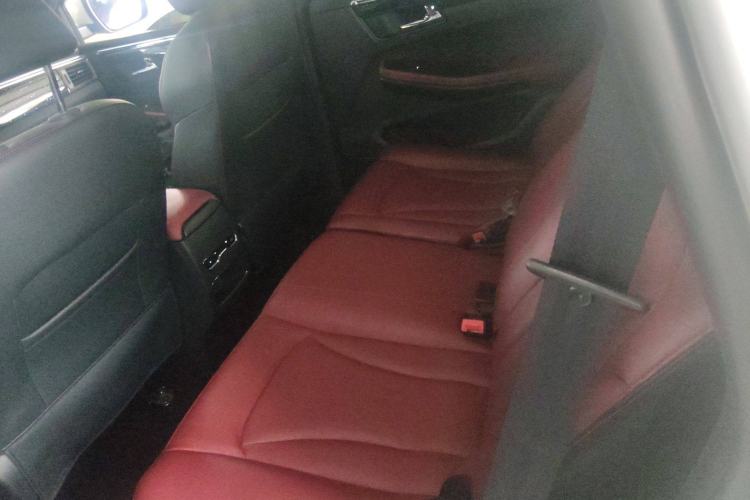 Used SWM G05 2022 PRO 1.5T DCT Luxury Model 7 Seats