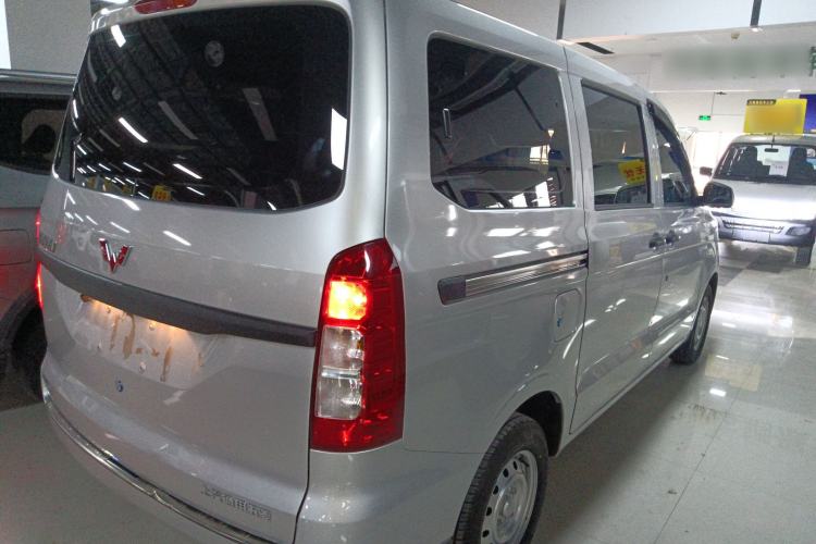 Used Wuling Hongguang V 2022 1.5L Jingqu Edition Electric-Assist LAR