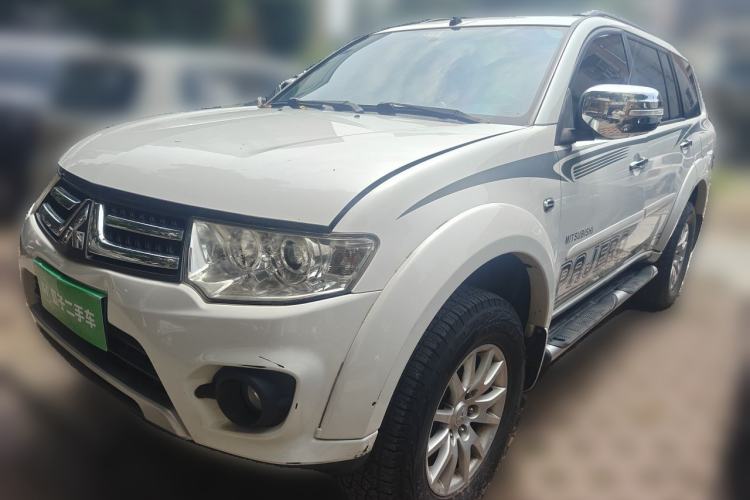 Used Mitsubishi Pajero Sport 2013 3.0L Automatic 4x4 Executive Edition
