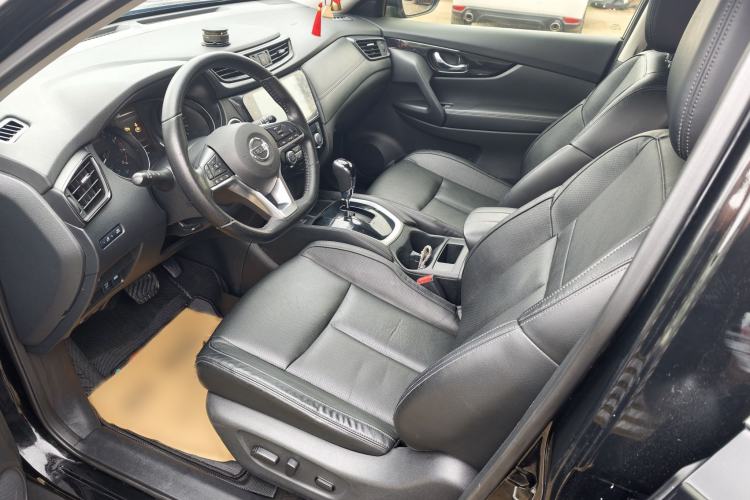 Used Nissan X-Trail 2019 2.0L CVT Smart Connect Comfort Edition 2WD Left Front Seat