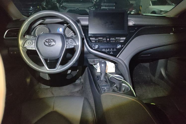 Used Toyota Camry 2021 2.0G Luxury Edition