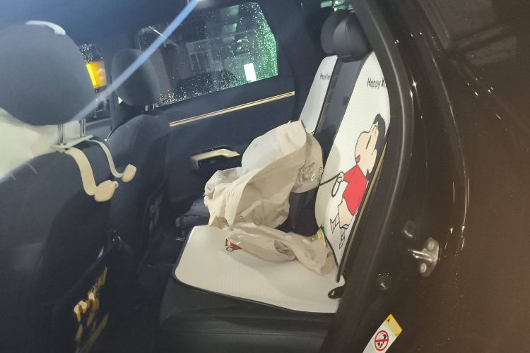 Used Deepal G318 2024 Four-Wheel-Drive Air Suspension Model
