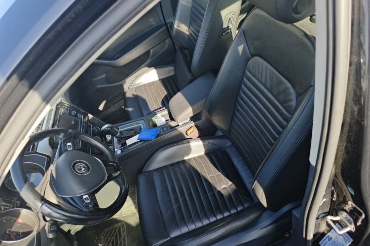 Used Volkswagen Magotan 2018 280TSI DSG Leading Model Left Front Seat