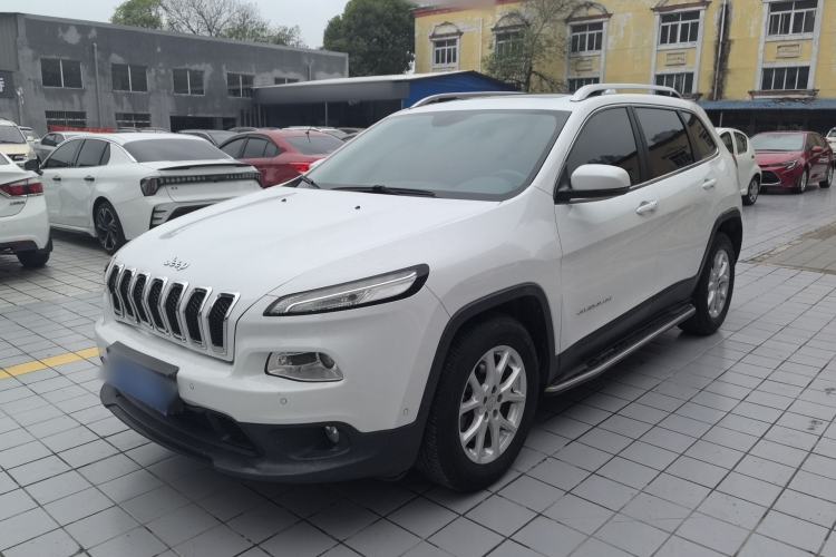 Used Jeep Cherokee 2016 2.4L Leading Edition