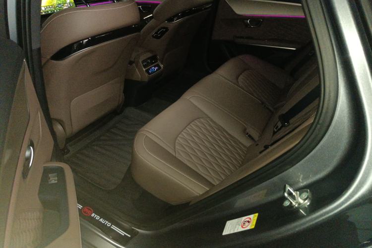 Used BYD Han 2024 DM-i Glory Edition 121KM Prestige Model
