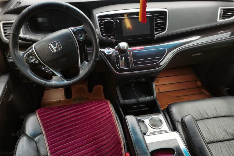 Used Honda Odyssey 2018 2.4L Smart Edition Center Console