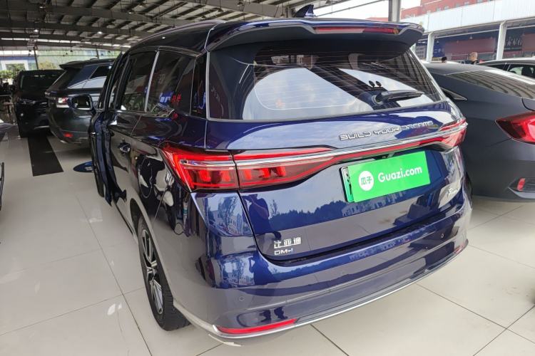 Used BYD Song MAX New Energy 2022 DM-i 105KM Prestige Model Rear Left 45 Deg