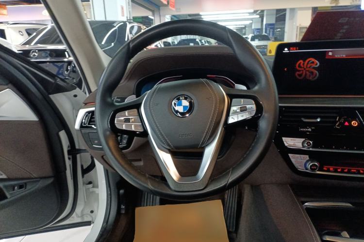 Used BMW 5 Series 2022 530Li Luxury Edition Premium Package
