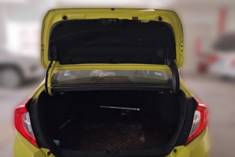 Used Honda Civic 2019 220TURBO CVT Dynamic Edition China V Emission Standard Trunk