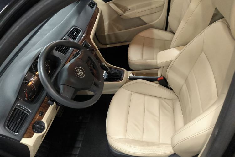 Used Volkswagen Lavida 2013 Restyled Classic 1.6L Automatic Comfort Edition Left Front Seat