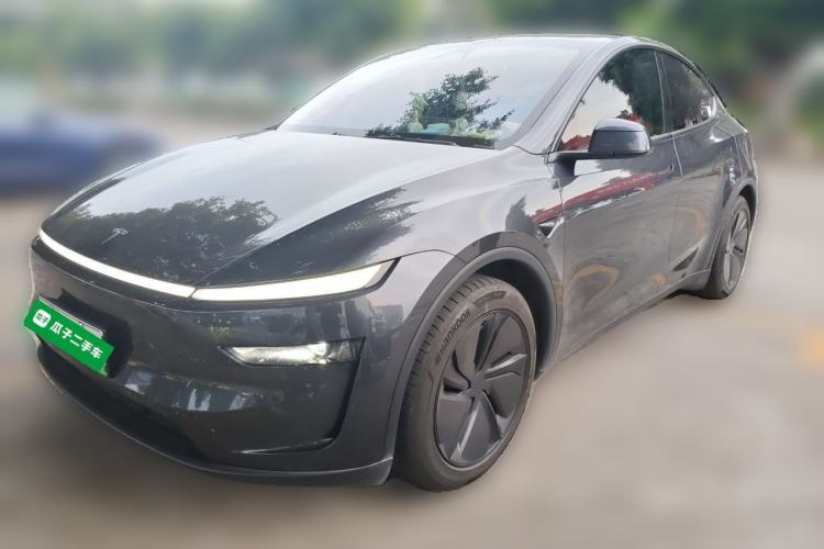 Used Tesla Model Y 2025 Long-Range All-Wheel Drive First Edition
